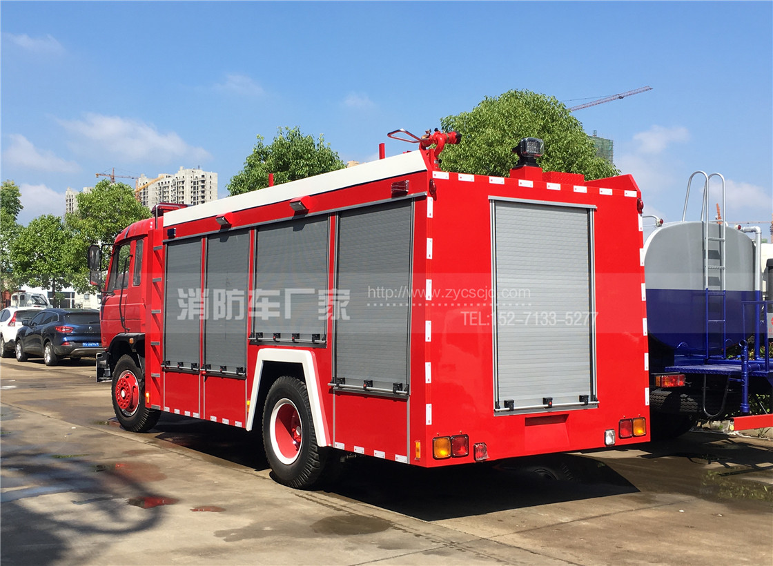 【东风牌】153单排座6吨水罐消防车
