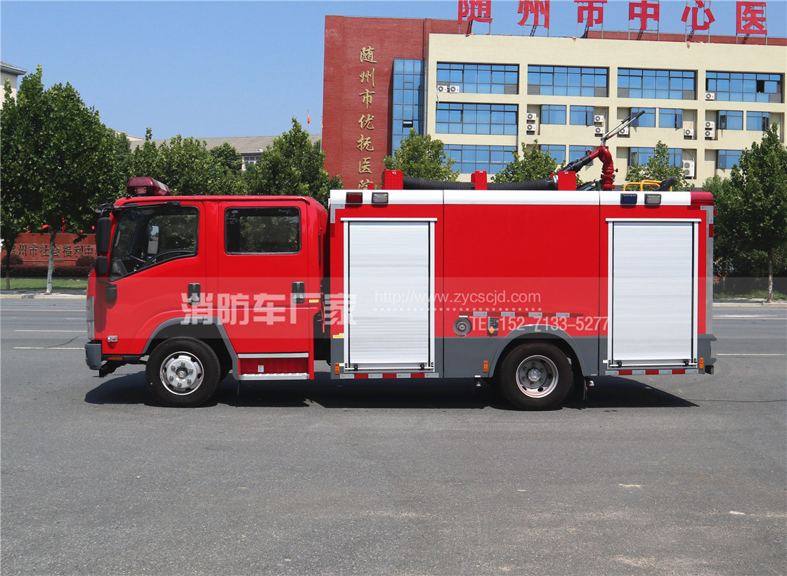 国六五十铃700P 3.5吨泡沫消防车
