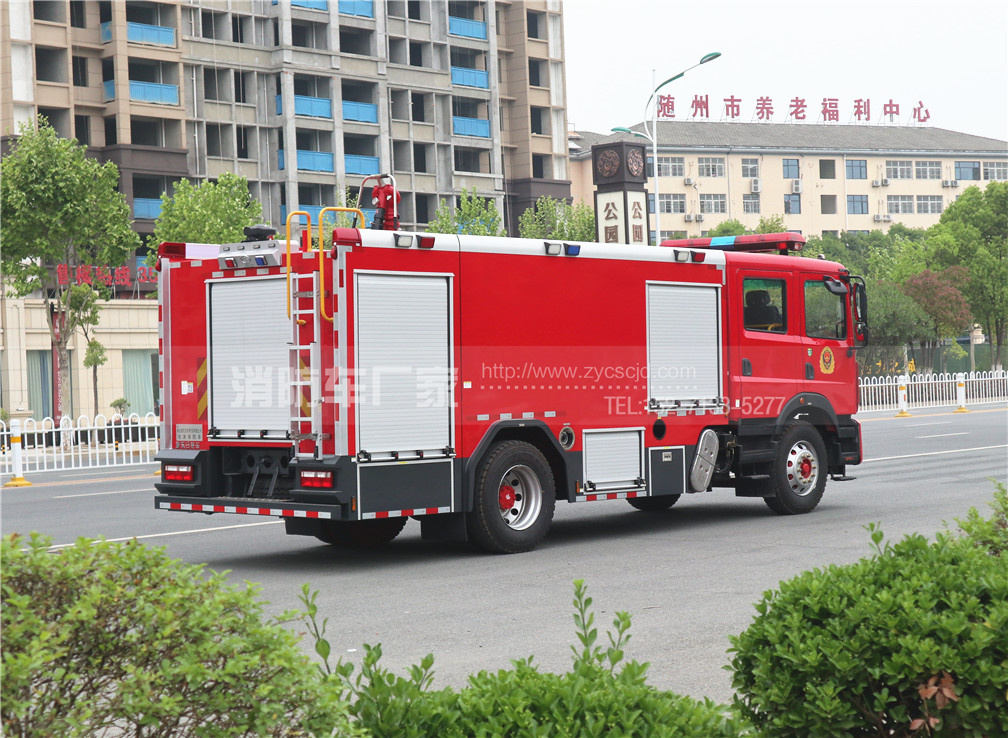 国六东风8吨泡沫消防车